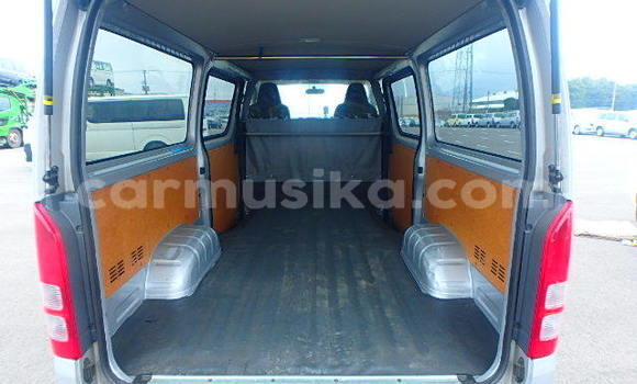 Acheter Occasion Voiture Toyota Hiace Autre à Beitbridge, Matabeleland South Acheter Occasion Voiture Toyota Hiace Autre à Beitbridge, Matabeleland South