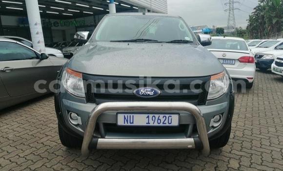 Acheter Occasion Voiture Ford Ranger Beige à Beitbridge, Matabeleland South Acheter Occasion Voiture Ford Ranger Beige à Beitbridge, Matabeleland South