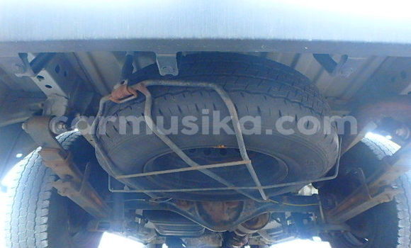 Nunua Ilio tumika Toyota Hiace Nyeupe Gari ndani ya Beitbridge nchini Matabeleland Kusini Nunua Ilio tumika Toyota Hiace Nyeupe Gari ndani ya Beitbridge nchini Matabeleland Kusini