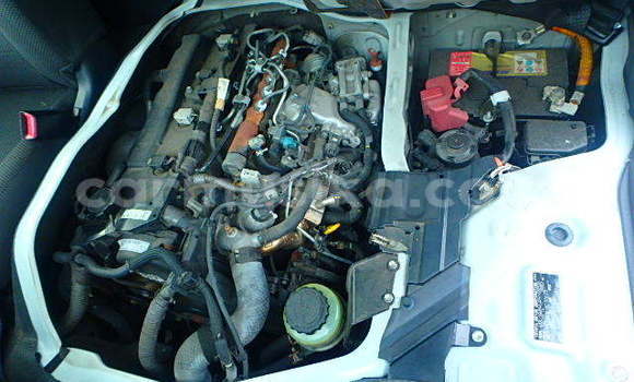 Nunua Ilio tumika Toyota Hiace Nyeupe Gari ndani ya Beitbridge nchini Matabeleland Kusini Nunua Ilio tumika Toyota Hiace Nyeupe Gari ndani ya Beitbridge nchini Matabeleland Kusini