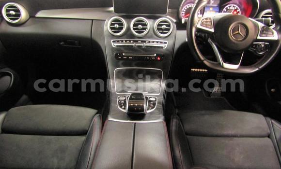 Tenga Tsaru Mercedes‒Benz C-klasse AMG Sirivha Mota in Bulawayo in Bulawayo Tenga Tsaru Mercedes‒Benz C-klasse AMG Sirivha Mota in Bulawayo in Bulawayo