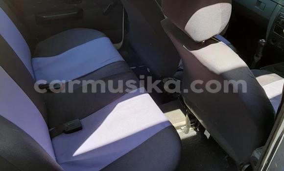 Nunua Ilio tumika Volkswagen Golf Nyeupe Gari ndani ya Beitbridge nchini Matabeleland Kusini Nunua Ilio tumika Volkswagen Golf Nyeupe Gari ndani ya Beitbridge nchini Matabeleland Kusini