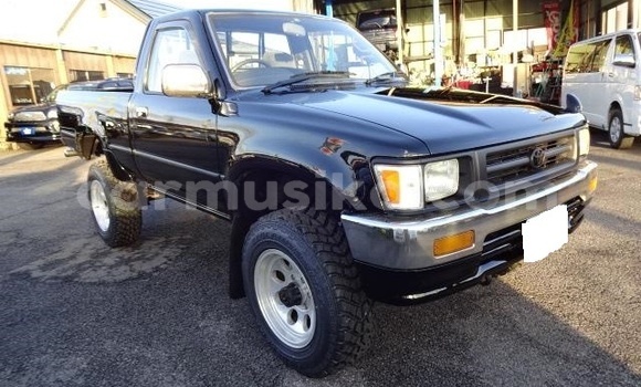 Acheter Occasion Voiture Toyota Hilux Noir à Beitbridge, Matabeleland South