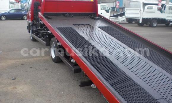 Acheter Occasion Utilitaire Mitsubishi Canter Rouge à Beitbridge, Matabeleland South Acheter Occasion Utilitaire Mitsubishi Canter Rouge à Beitbridge, Matabeleland South