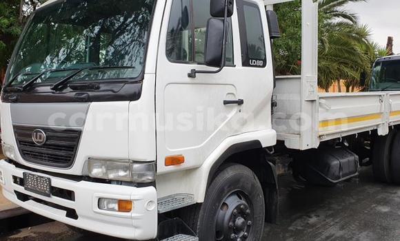 Buy Used Nissan UD White Truck in Beitbridge in Matabeleland South Buy Used Nissan UD White Truck in Beitbridge in Matabeleland South