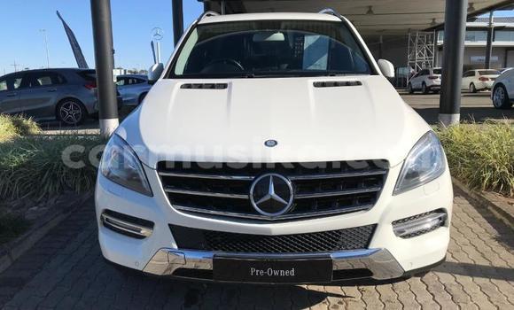 Acheter Occasion Voiture Mercedes‒Benz AMG GLC Blanc à Beitbridge, Matabeleland South Acheter Occasion Voiture Mercedes‒Benz AMG GLC Blanc à Beitbridge, Matabeleland South