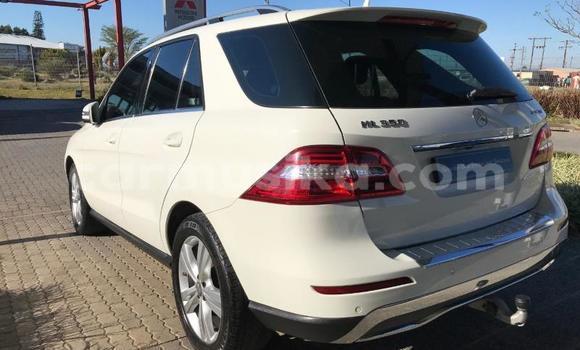 Buy Used Mercedes‒Benz AMG GLC White Car in Beitbridge in Matabeleland South Buy Used Mercedes‒Benz AMG GLC White Car in Beitbridge in Matabeleland South