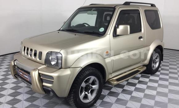 Tenga Tsaru Suzuki Jimny Beige Mota in Beitbridge in Matabeleland South