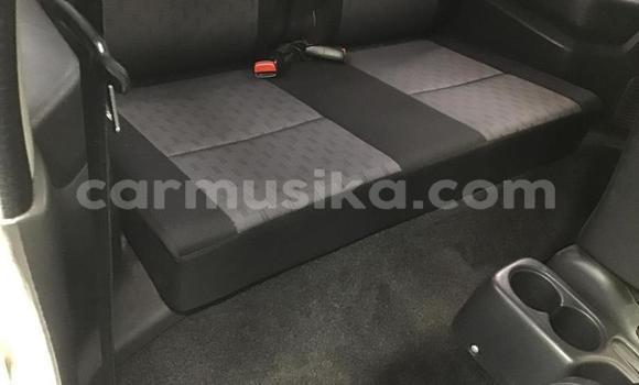 Nunua Ilio tumika Suzuki Jimny Beige Gari ndani ya Beitbridge nchini Matabeleland Kusini Nunua Ilio tumika Suzuki Jimny Beige Gari ndani ya Beitbridge nchini Matabeleland Kusini