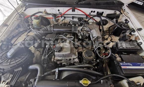 Tenga Tsaru Toyota Hilux Chena Mota in Beitbridge in Matabeleland South Tenga Tsaru Toyota Hilux Chena Mota in Beitbridge in Matabeleland South