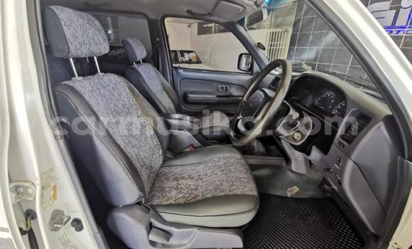 Tenga Tsaru Toyota Hilux Chena Mota in Beitbridge in Matabeleland South Tenga Tsaru Toyota Hilux Chena Mota in Beitbridge in Matabeleland South