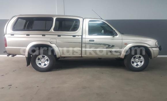 Buy Used Mazda Mazda 3 Beige Car in Beitbridge in Matabeleland South Buy Used Mazda Mazda 3 Beige Car in Beitbridge in Matabeleland South