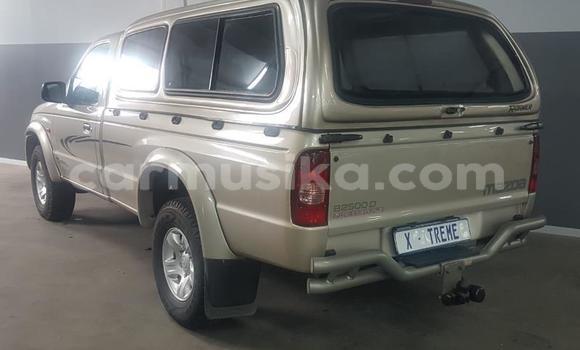 Buy Used Mazda Mazda 3 Beige Car in Beitbridge in Matabeleland South Buy Used Mazda Mazda 3 Beige Car in Beitbridge in Matabeleland South