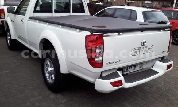 Buy Used Isuzu KB White Car in Beitbridge in Matabeleland South Buy Used Isuzu KB White Car in Beitbridge in Matabeleland South