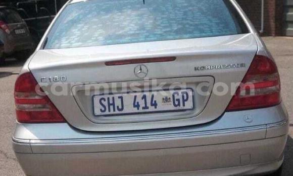 Buy Used Mercedes‒Benz C–Class Silver Car in Beitbridge in Matabeleland South Buy Used Mercedes‒Benz C–Class Silver Car in Beitbridge in Matabeleland South