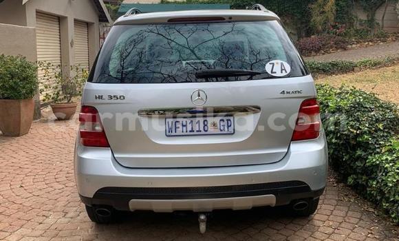 Buy Used Mercedes‒Benz ML–Class Silver Car in Beitbridge in Matabeleland South Buy Used Mercedes‒Benz ML–Class Silver Car in Beitbridge in Matabeleland South