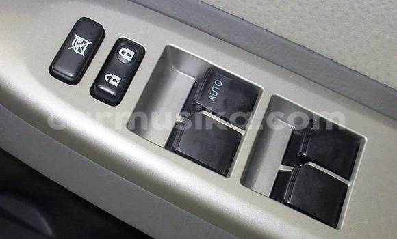 Acheter Occasion Voiture Toyota Belta Blanc à Beitbridge, Matabeleland South Acheter Occasion Voiture Toyota Belta Blanc à Beitbridge, Matabeleland South