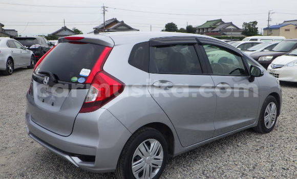 Nunua Ilio tumika Honda Fit Nyingine Gari ndani ya Beitbridge nchini Matabeleland Kusini Nunua Ilio tumika Honda Fit Nyingine Gari ndani ya Beitbridge nchini Matabeleland Kusini