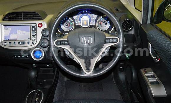 Nunua Ilio tumika Honda Fit Fedha Gari ndani ya Beitbridge nchini Matabeleland Kusini Nunua Ilio tumika Honda Fit Fedha Gari ndani ya Beitbridge nchini Matabeleland Kusini