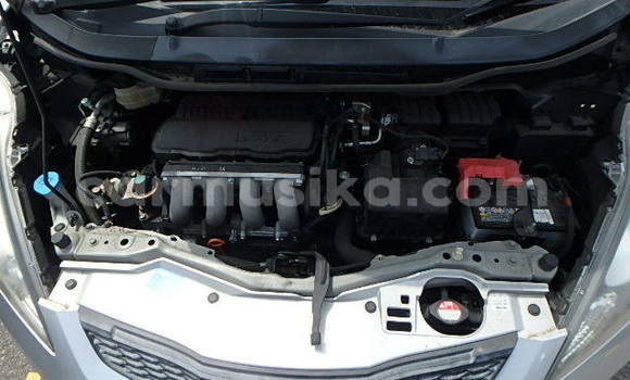 Acheter Occasion Voiture Honda Fit Gris à Beitbridge, Matabeleland South Acheter Occasion Voiture Honda Fit Gris à Beitbridge, Matabeleland South