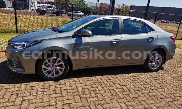 Buy Used Toyota Corolla II Silver Car in Beitbridge in Matabeleland South Buy Used Toyota Corolla II Silver Car in Beitbridge in Matabeleland South