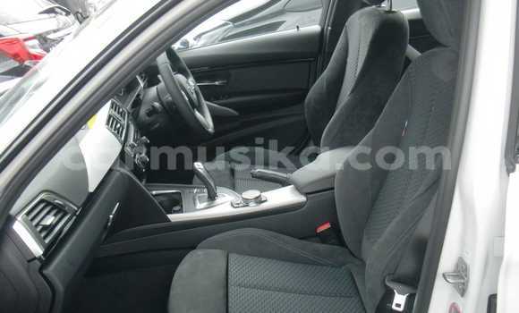 Buy Used BMW 3–Series White Car in Beitbridge in Matabeleland South Buy Used BMW 3–Series White Car in Beitbridge in Matabeleland South