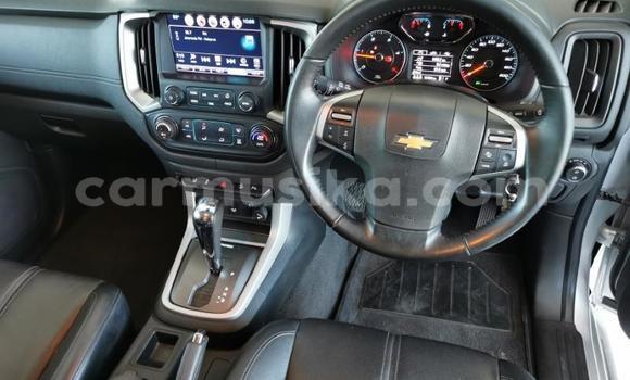 Nunua Ilio tumika Chevrolet TrailBlazer Fedha Gari ndani ya Beitbridge nchini Matabeleland Kusini Nunua Ilio tumika Chevrolet TrailBlazer Fedha Gari ndani ya Beitbridge nchini Matabeleland Kusini