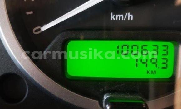 Nunua Ilio tumika Land Rover Defender Nyeupe Gari ndani ya Beitbridge nchini Matabeleland Kusini Nunua Ilio tumika Land Rover Defender Nyeupe Gari ndani ya Beitbridge nchini Matabeleland Kusini