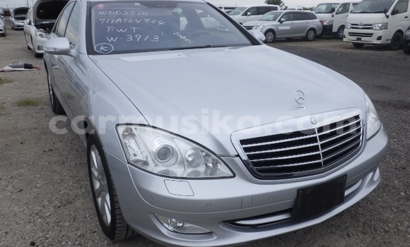 Acheter Occasion Voiture Mercedes‒Benz S–Class Gris à Beitbridge, Matabeleland South Acheter Occasion Voiture Mercedes‒Benz S–Class Gris à Beitbridge, Matabeleland South