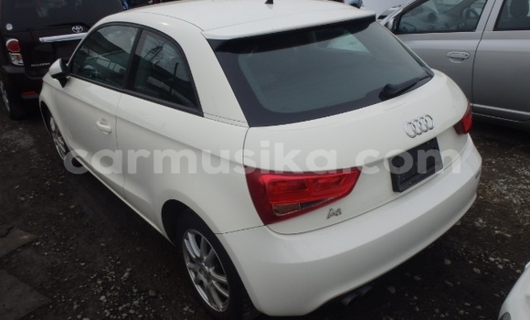 Nunua Ilio tumika Audi A1 Nyeupe Gari ndani ya Beitbridge nchini Matabeleland Kusini Nunua Ilio tumika Audi A1 Nyeupe Gari ndani ya Beitbridge nchini Matabeleland Kusini