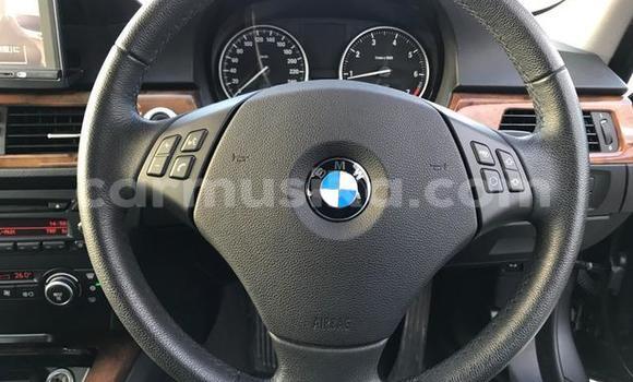 Acheter Occasion Voiture BMW 3200 Noir à Beitbridge, Matabeleland South Acheter Occasion Voiture BMW 3200 Noir à Beitbridge, Matabeleland South