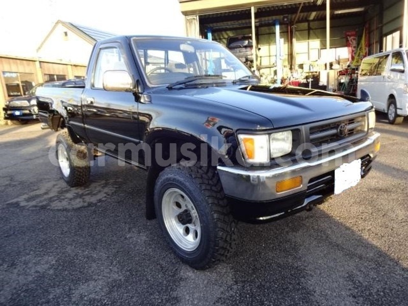 Big with watermark toyota hilux matabeleland south beitbridge 17881