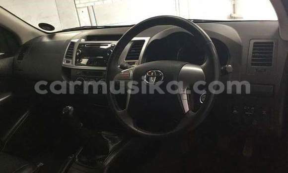 Acheter Occasion Voiture Toyota Hilux Blanc à Harare, Harare Acheter Occasion Voiture Toyota Hilux Blanc à Harare, Harare