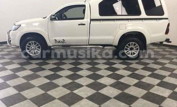 Acheter Occasion Voiture Toyota Hilux Blanc à Harare, Harare Acheter Occasion Voiture Toyota Hilux Blanc à Harare, Harare