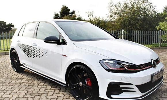 Acheter Occasion Voiture Volkswagen Golf GTI Blanc à Beitbridge, Matabeleland South Acheter Occasion Voiture Volkswagen Golf GTI Blanc à Beitbridge, Matabeleland South