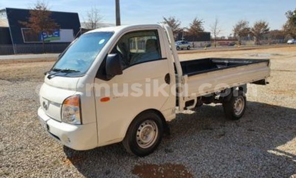 Tenga Tsaru Hyundai H1 Chena Mota in Harare in Harare Tenga Tsaru Hyundai H1 Chena Mota in Harare in Harare