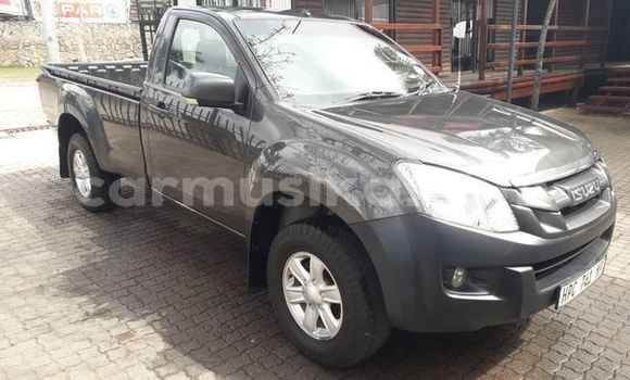 Buy Used Isuzu KB Black Car in Beitbridge in Matabeleland South