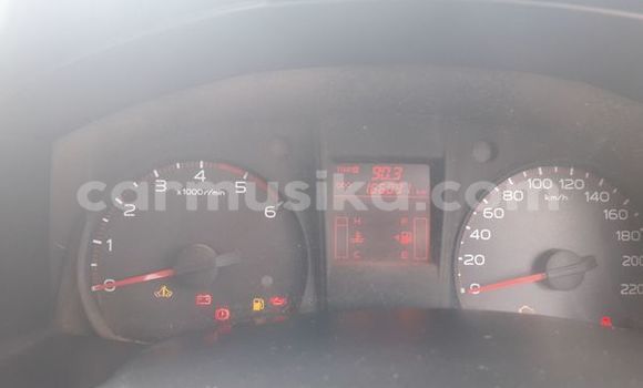 Acheter Occasion Voiture Isuzu KB Noir à Beitbridge, Matabeleland South Acheter Occasion Voiture Isuzu KB Noir à Beitbridge, Matabeleland South