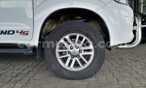 Nunua Ilio tumika Toyota Hilux Nyeupe Gari ndani ya Beitbridge nchini Matabeleland Kusini Nunua Ilio tumika Toyota Hilux Nyeupe Gari ndani ya Beitbridge nchini Matabeleland Kusini