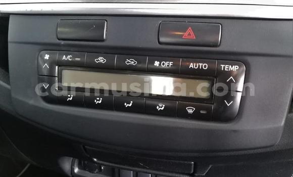 Nunua Ilio tumika Toyota Hilux Nyeupe Gari ndani ya Beitbridge nchini Matabeleland Kusini Nunua Ilio tumika Toyota Hilux Nyeupe Gari ndani ya Beitbridge nchini Matabeleland Kusini