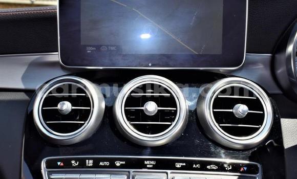 Buy Used Mercedes‒Benz C–Class White Car in Beitbridge in Matabeleland South Buy Used Mercedes‒Benz C–Class White Car in Beitbridge in Matabeleland South