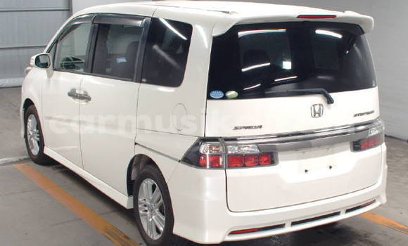 Tenga Tsaru Honda Stepwgn Chena Mota in Beitbridge in Matabeleland South Tenga Tsaru Honda Stepwgn Chena Mota in Beitbridge in Matabeleland South