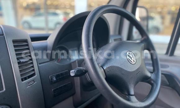 Acheter Occasion Voiture Volkswagen Caravelle Blanc à Beitbridge, Matabeleland South Acheter Occasion Voiture Volkswagen Caravelle Blanc à Beitbridge, Matabeleland South