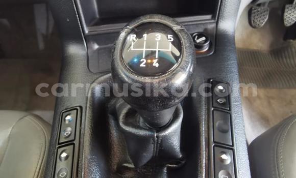 Acheter Occasion Voiture BMW 3–Series Vert à Beitbridge, Matabeleland South Acheter Occasion Voiture BMW 3–Series Vert à Beitbridge, Matabeleland South