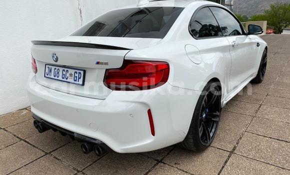 Nunua Ilio tumika BMW M2 Nyeupe Gari ndani ya Beitbridge nchini Matabeleland Kusini Nunua Ilio tumika BMW M2 Nyeupe Gari ndani ya Beitbridge nchini Matabeleland Kusini