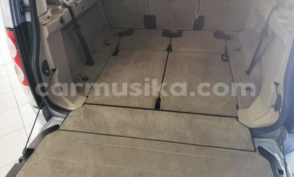 Acheter Occasion Voiture Land Rover Discovery Gris à Beitbridge, Matabeleland South Acheter Occasion Voiture Land Rover Discovery Gris à Beitbridge, Matabeleland South