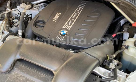 Acheter Occasion Voiture BMW X5 Blanc à Beitbridge, Matabeleland South Acheter Occasion Voiture BMW X5 Blanc à Beitbridge, Matabeleland South