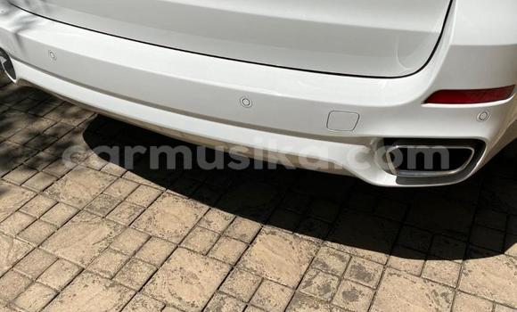 Acheter Occasion Voiture BMW X5 Blanc à Beitbridge, Matabeleland South Acheter Occasion Voiture BMW X5 Blanc à Beitbridge, Matabeleland South