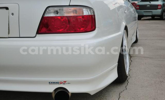 Acheter Occasion Voiture Toyota Chaser Blanc à Beitbridge, Matabeleland South Acheter Occasion Voiture Toyota Chaser Blanc à Beitbridge, Matabeleland South