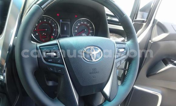 Acheter Occasion Voiture Toyota Vellfire Blanc à Beitbridge, Matabeleland South Acheter Occasion Voiture Toyota Vellfire Blanc à Beitbridge, Matabeleland South